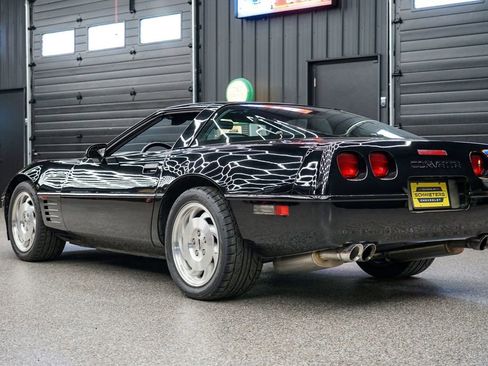 Used 1994 Chevrolet Corvette Coupe image 8