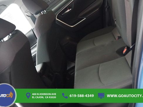 Used 2023 Toyota RAV4 AWD Hybrid image 14