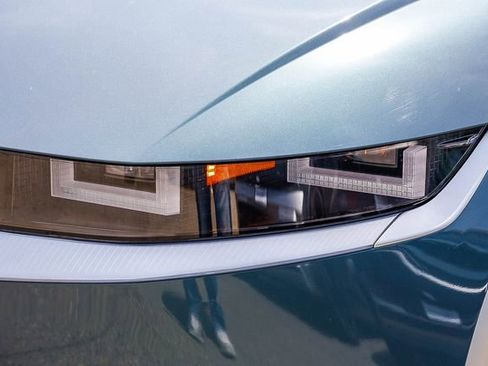 Certified 2024 Hyundai Ioniq 5 Limited RWD image 8