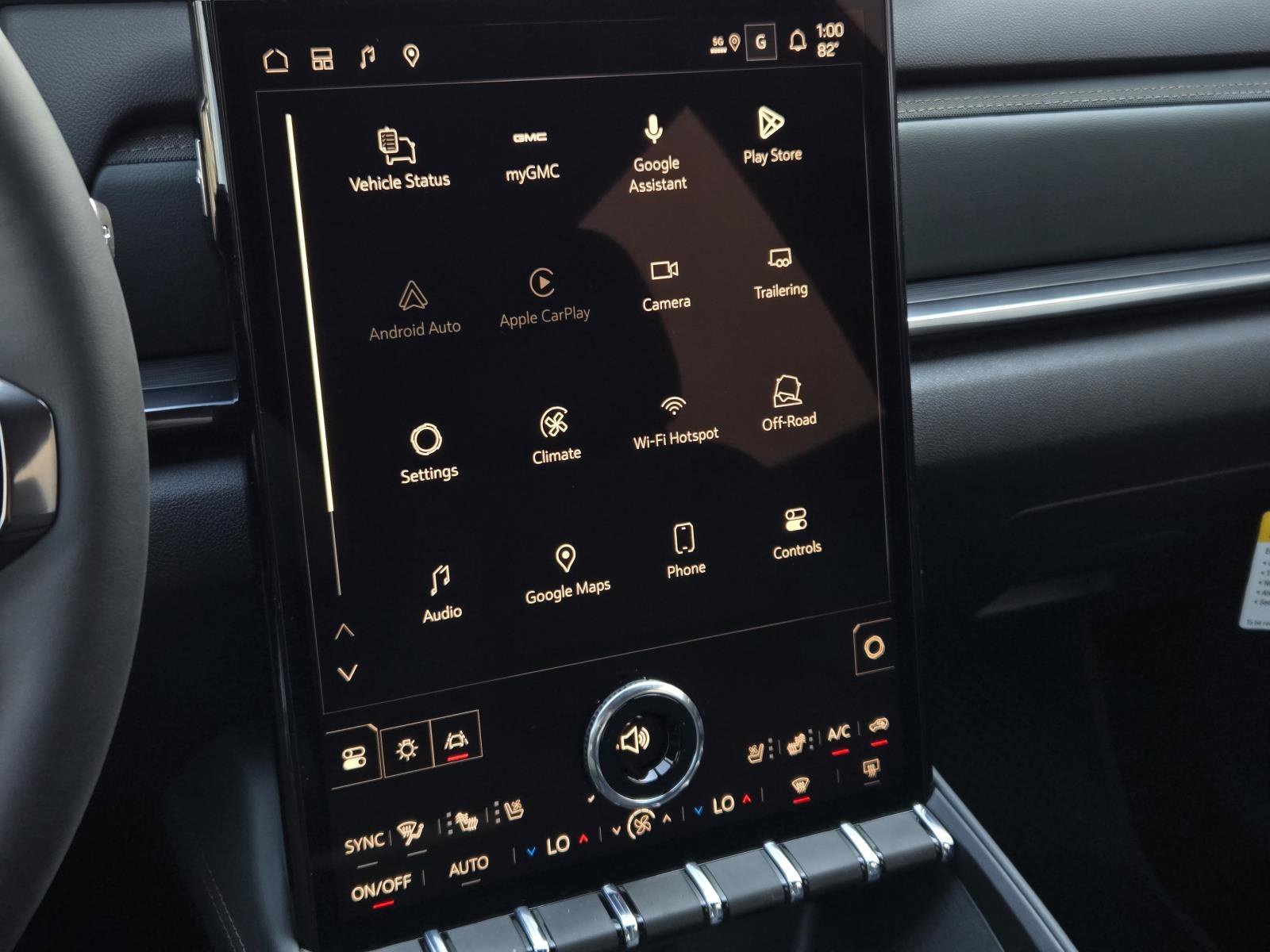 New 2027 GMC Terrain AT4 w/ Convenience Package III AWD/4WD image 8