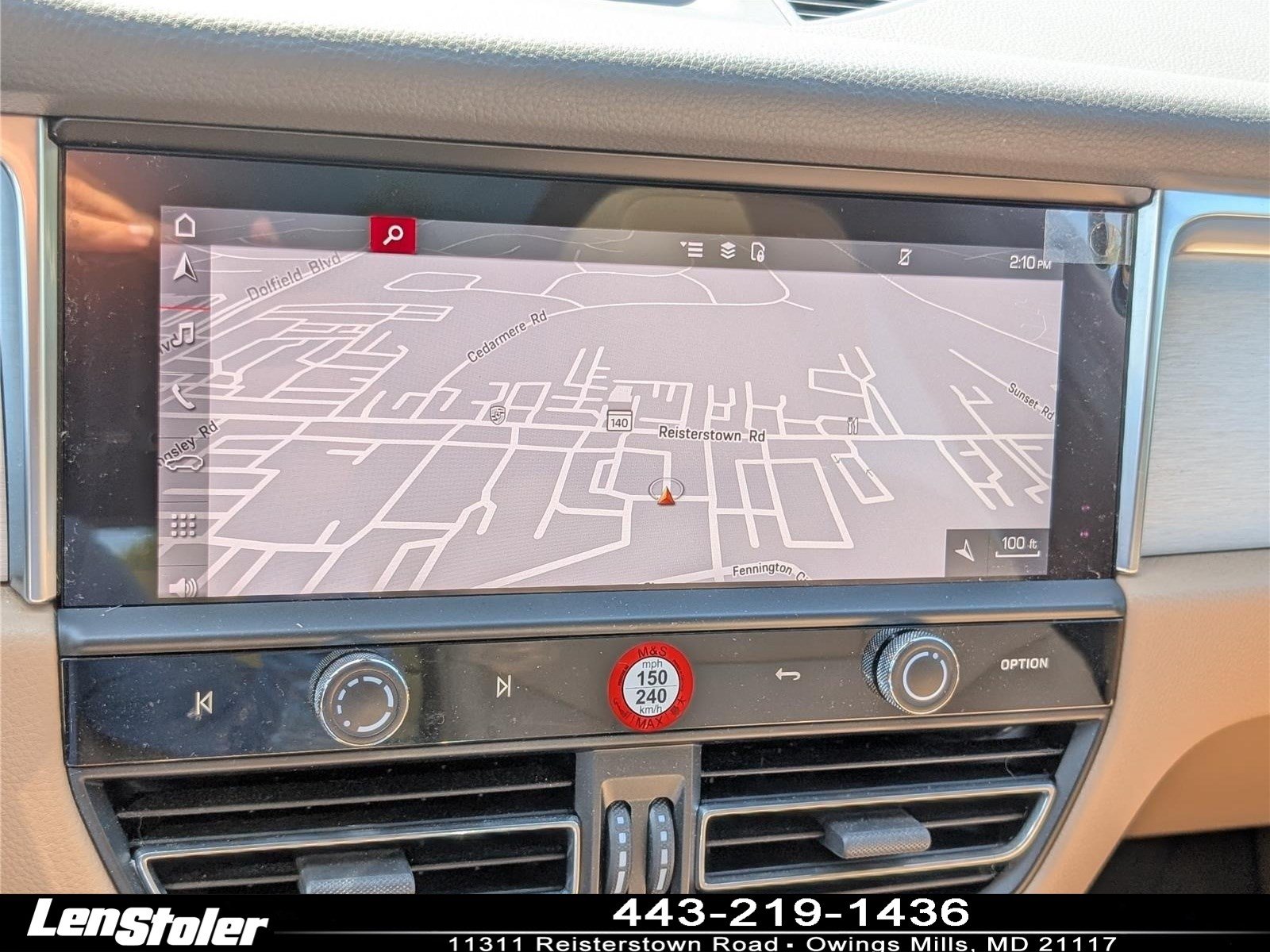 Used 2024 Porsche Macan AWD/4WD image 31