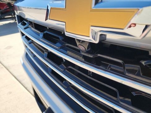 New 2026 Chevrolet Traverse High Country w/ LPO, Floor Liner Package image 10