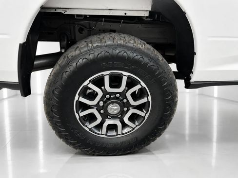 Used 2021 RAM 2500 Big Horn AWD/4WD image 9