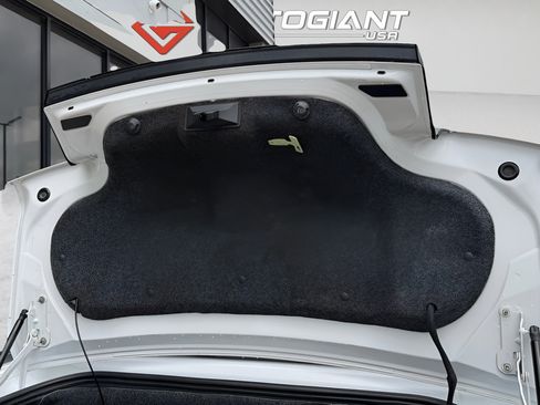 Used 2019 Ford Mustang Premium RWD image 21