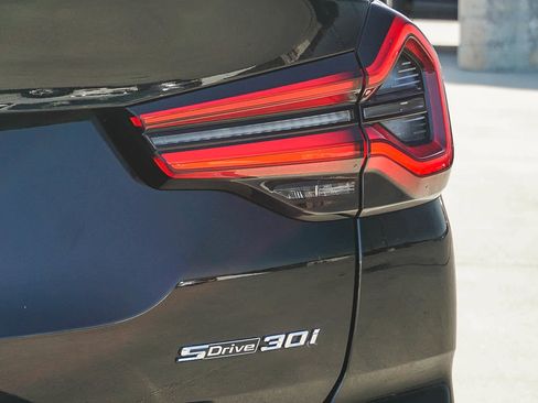 Used 2024 BMW X3 sDrive30i w/ Convenience Package w/ZPA image 17