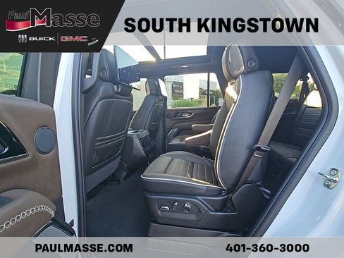 Used 2026 GMC Yukon Denali Ultimate AWD/4WD image 14