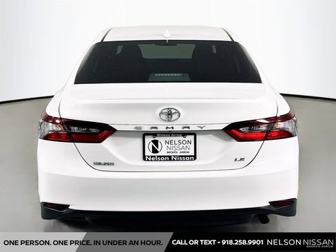 Used 2021 Toyota Camry LE FWD image 6