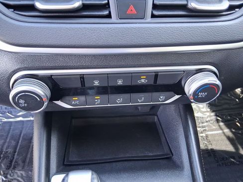 Used 2019 Nissan Altima 2.5 SR image 16