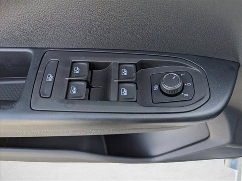 New 2026 Volkswagen Taos SEL AWD/4WD image 10