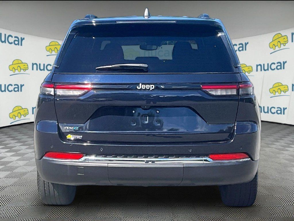 Used 2024 Jeep Grand Cherokee Limited 4xe AWD/4WD image 5