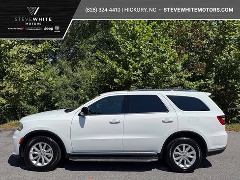 Used 2024 Dodge Durango SXT w/ Trailer Tow Group IV AWD/4WD image 1