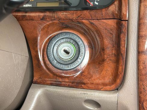 Used 1999 Toyota 4Runner Limited AWD/4WD image 24