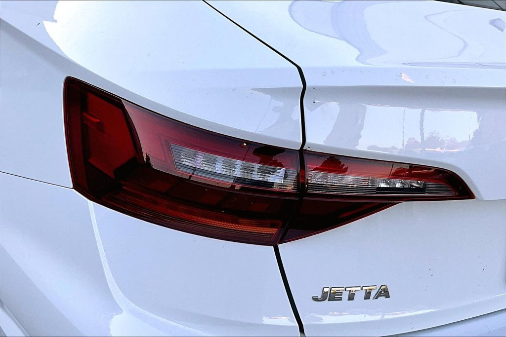 Used 2019 Volkswagen Jetta S w/ Driver Assistance Package FWD image 23