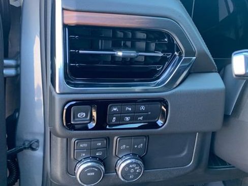 Used 2026 GMC Yukon Denali w/ LPO, Floor Liner Package AWD/4WD image 26