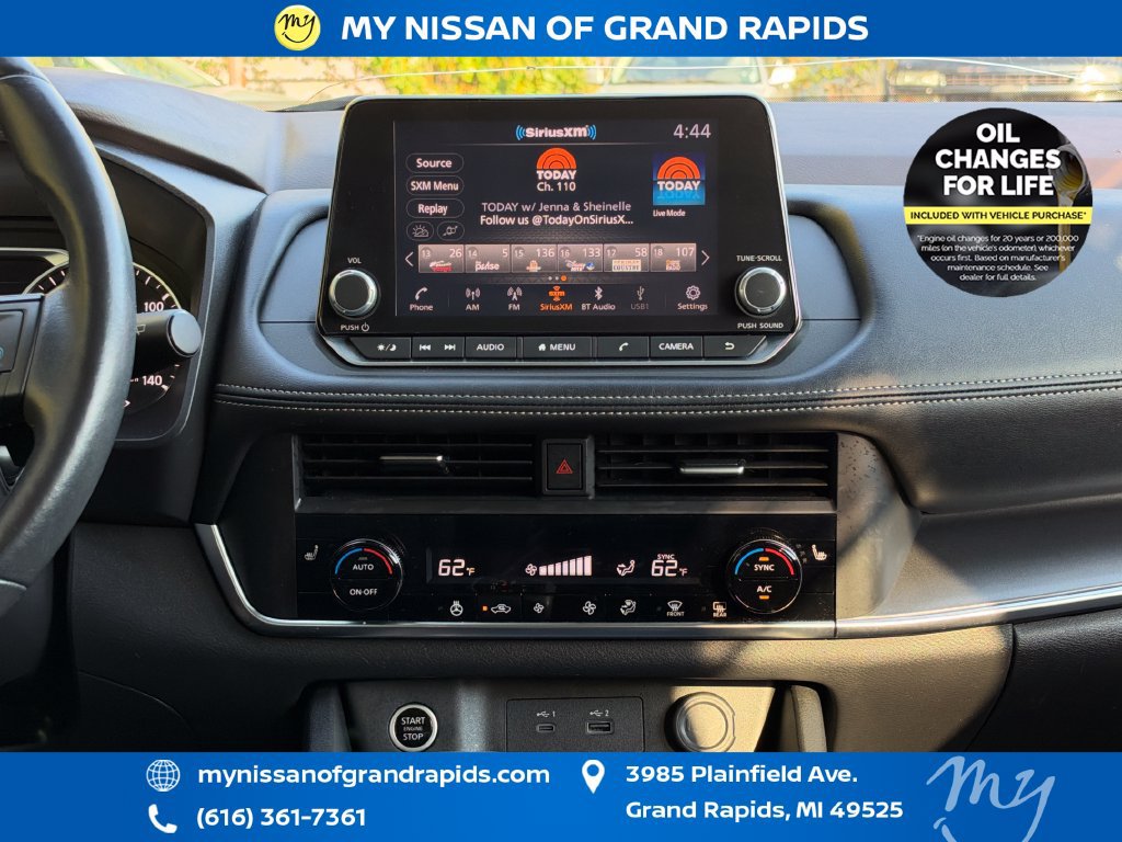 Certified 2023 Nissan Rogue SV w/ SV Premium B Package AWD/4WD image 22