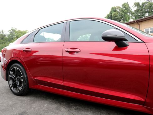 Used 2021 Kia K5 GT-Line image 9