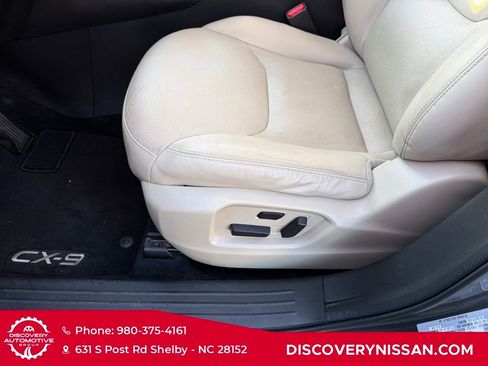 Used 2019 MAZDA CX-9 Touring image 12