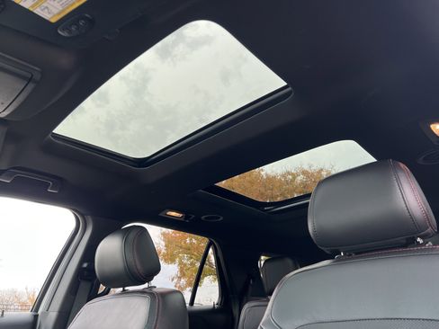 Used 2016 Ford Explorer Sport w/ Equipment Group 401A image 33