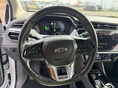 Used 2023 Chevrolet Bolt EUV Premier w/ Sun & Sound Package image 30