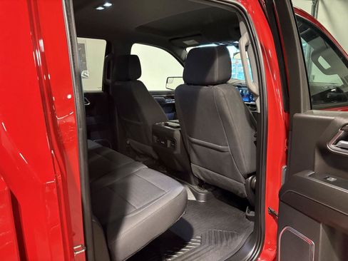 Used 2022 Chevrolet Silverado 1500 LT AWD/4WD image 42