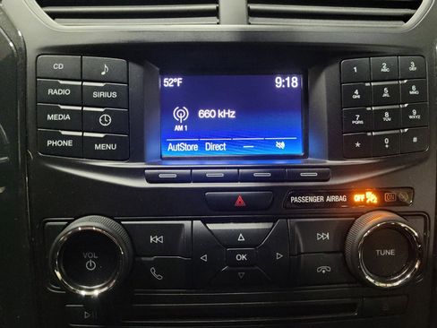 Used 2017 Ford Explorer XLT AWD/4WD image 25