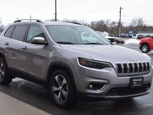 Used 2019 Jeep Cherokee Limited image 7