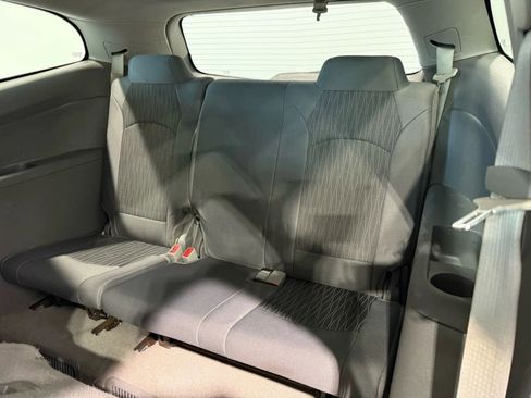 Used 2017 Chevrolet Traverse LS image 25