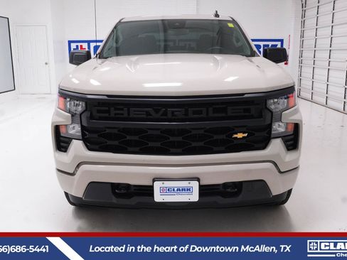 Used 2026 Chevrolet Silverado 1500 Custom RWD image 2