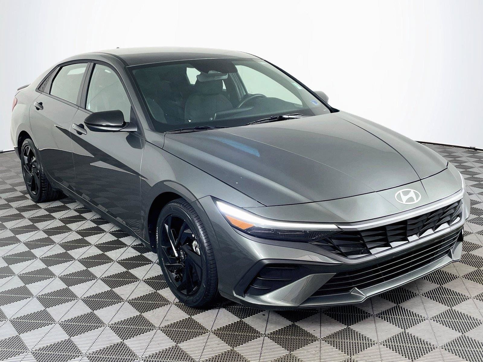 Certified 2026 Hyundai Elantra Sport FWD image 1