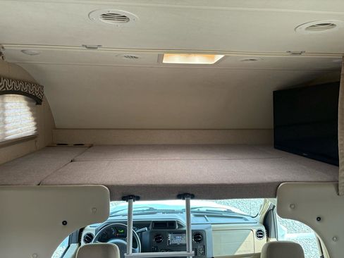 Used 2018 Ford E-450 and Econoline 450 Super Duty w/ Motorhome Prep Package image 46