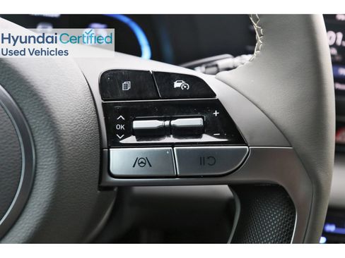 Used 2025 Hyundai Elantra Sport FWD image 19