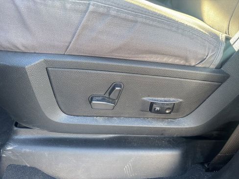 Used 2022 RAM 3500 Laramie w/ Night Edition image 12