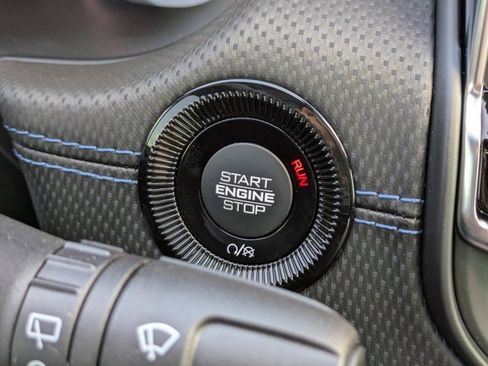 New 2026 Jeep Compass Latitude image 24