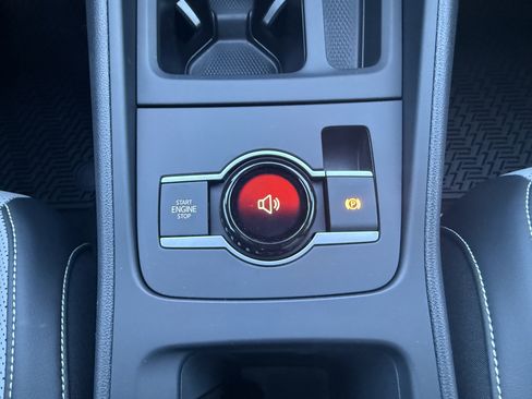 New 2026 Volkswagen Tiguan SE R-Line FWD image 21