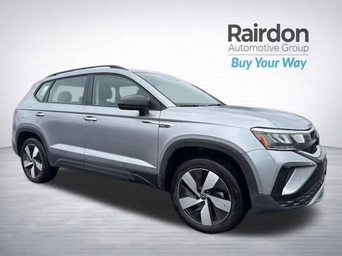 Used 2024 Volkswagen Taos S image 1