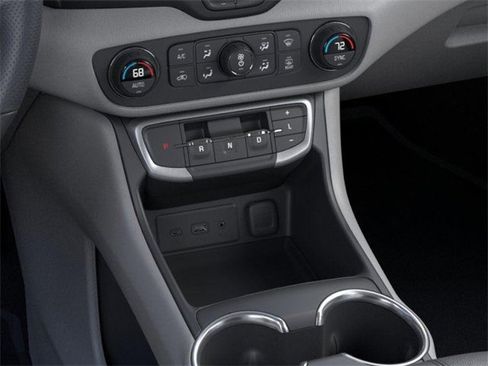 New 2024 GMC Terrain SLE w/ Driver Convenience Package image 23