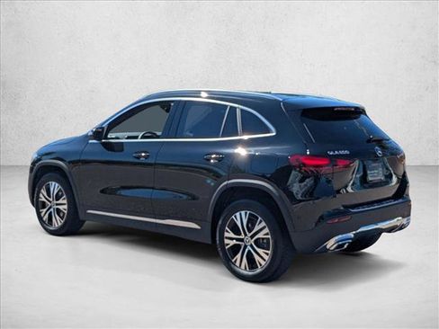 Used 2026 Mercedes-Benz GLA 250 image 8