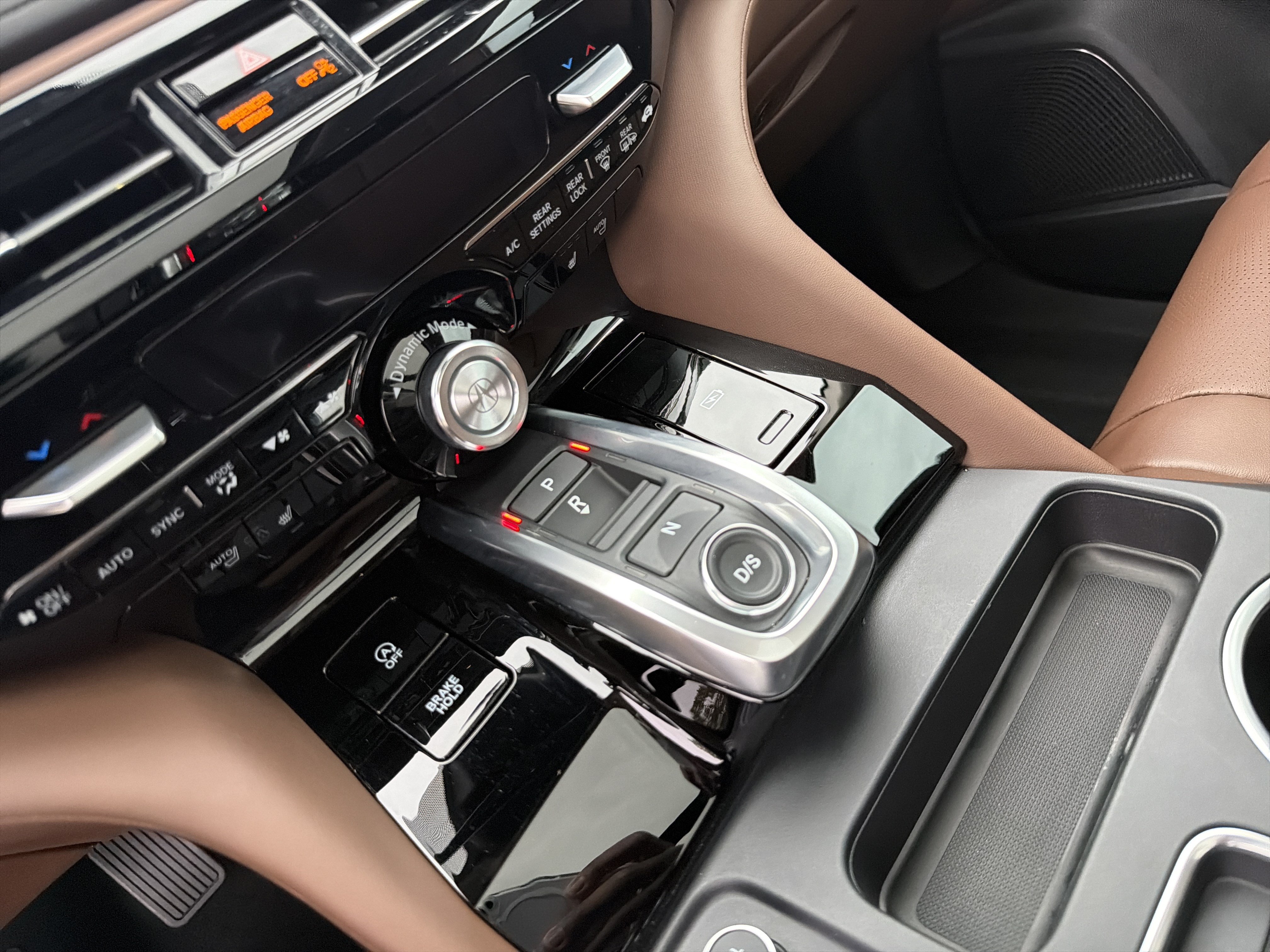 Certified 2026 Acura MDX w/ Technology Package FWD image 30