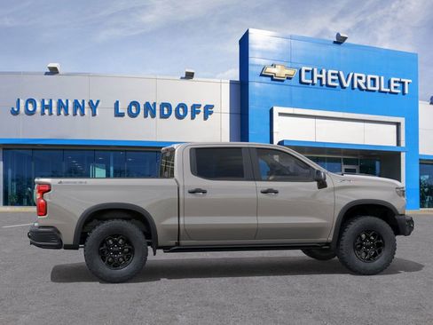 New 2026 Chevrolet Silverado 1500 ZR2 image 5