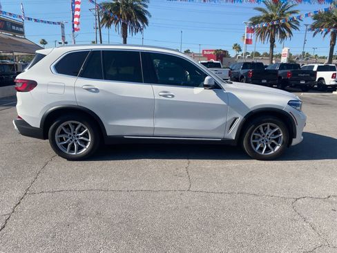 Used 2022 BMW X5 sDrive40i RWD image 4