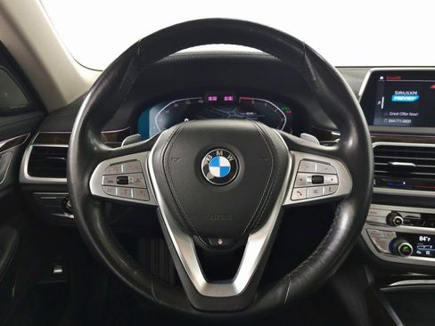 Used 2020 BMW 750i xDrive image 22