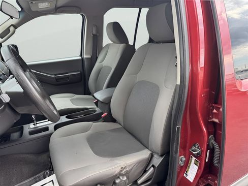 Used 2013 Nissan Xterra S w/ Value Package image 12