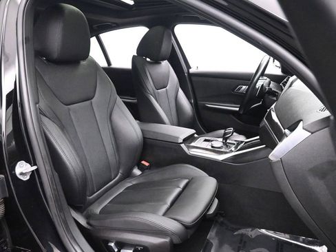 Used 2020 BMW 330i xDrive Sedan w/ Driving Assistance Package image 22