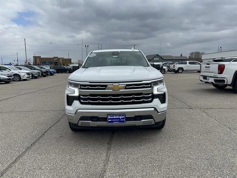 Used 2023 Chevrolet Silverado 1500 LTZ AWD/4WD image 7
