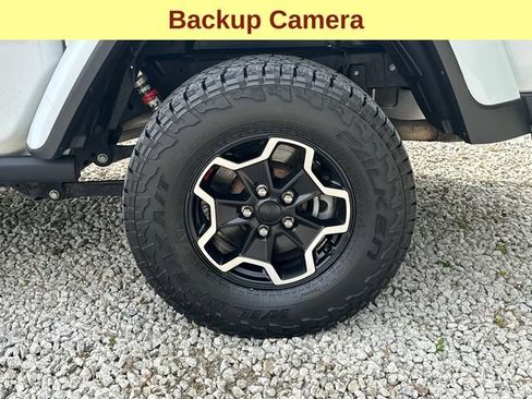 Used 2021 Jeep Gladiator Rubicon AWD/4WD image 9