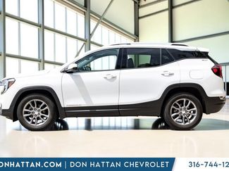 Used 2023 GMC Terrain SLT FWD video 2