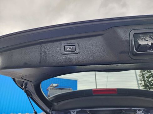 Used 2016 Subaru Outback 2.5i Limited AWD/4WD image 26