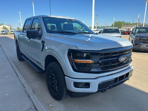 New 2026 Ford F150 XLT w/ Equipment Group 302A MID AWD/4WD image 2
