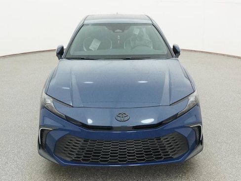 New 2026 Toyota Camry SE image 2