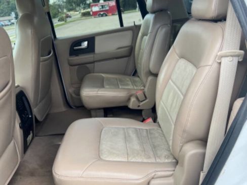Used 2004 Ford Expedition Eddie Bauer image 10